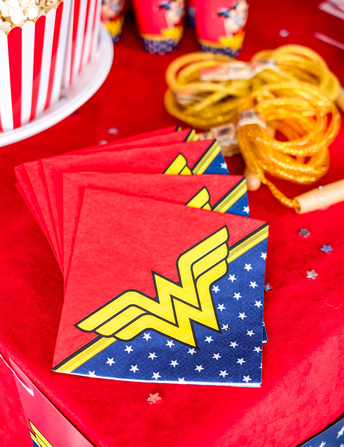 20 papierových utierky Wonder Woman 33 x 33 cm