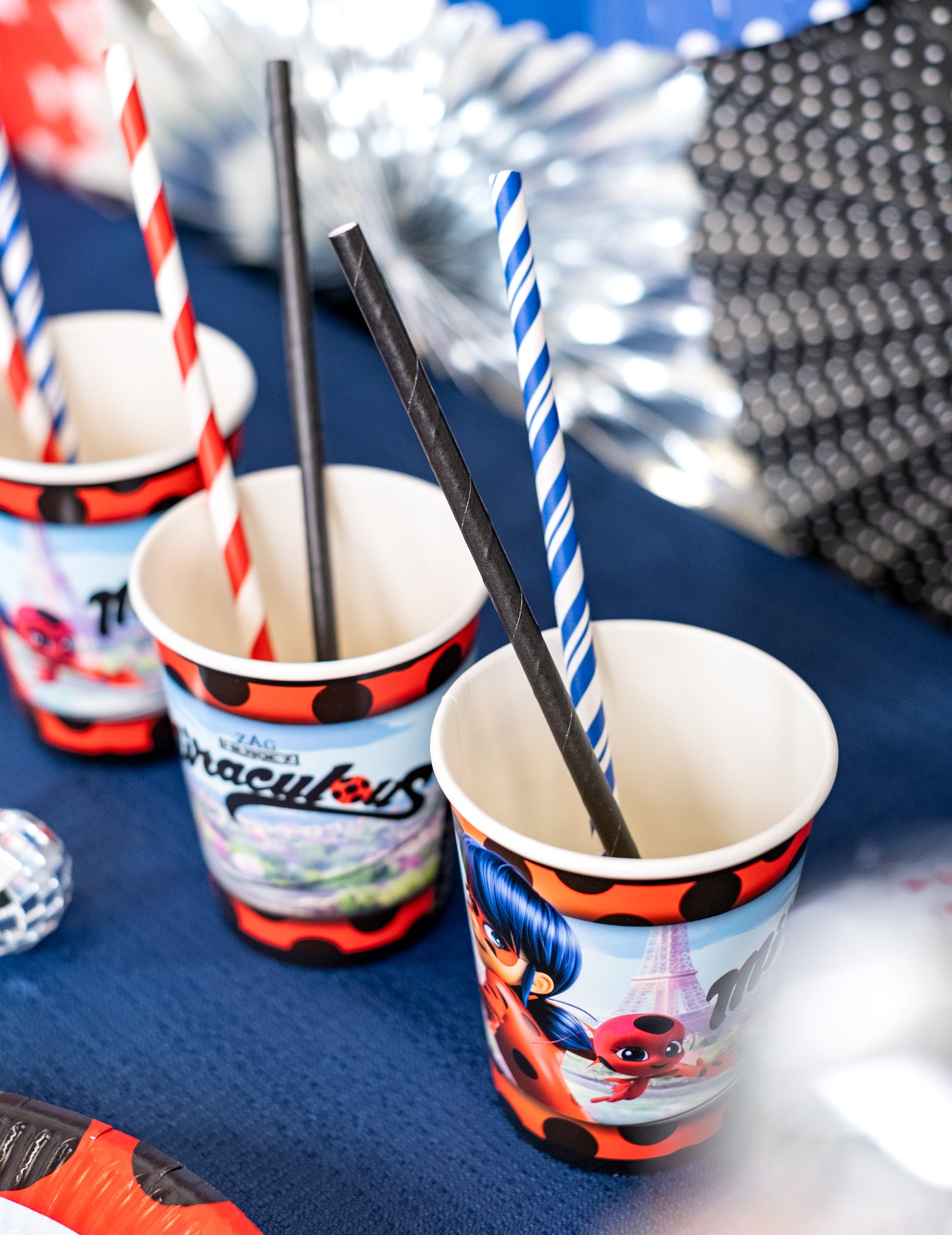 25 čiernych papierových slamiek 20 cm na koktaily