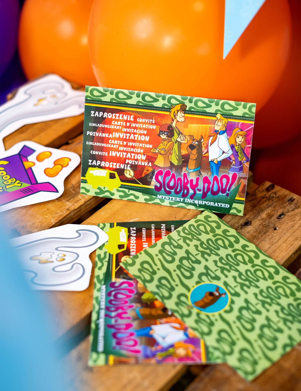 Umiestnenie pozvánkových kartičiek Scooby-Doo