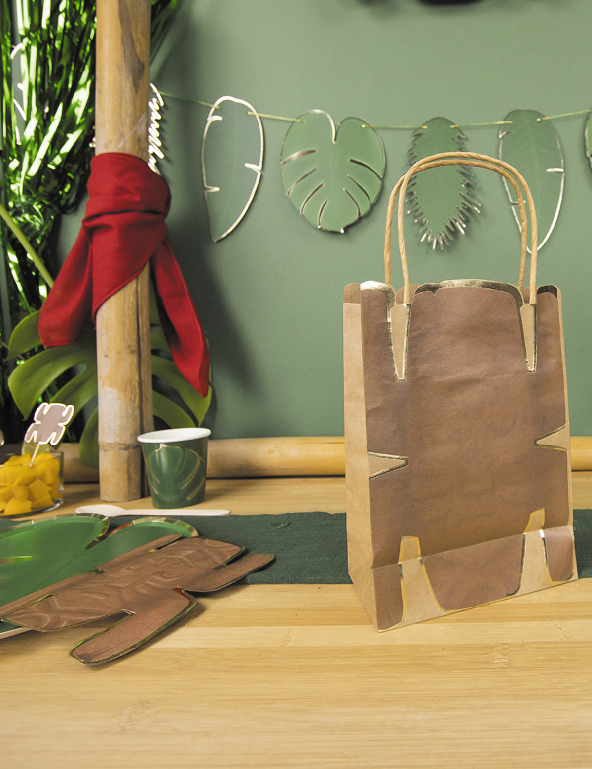 Mise en situation des sacs cadeaux totem aventurier