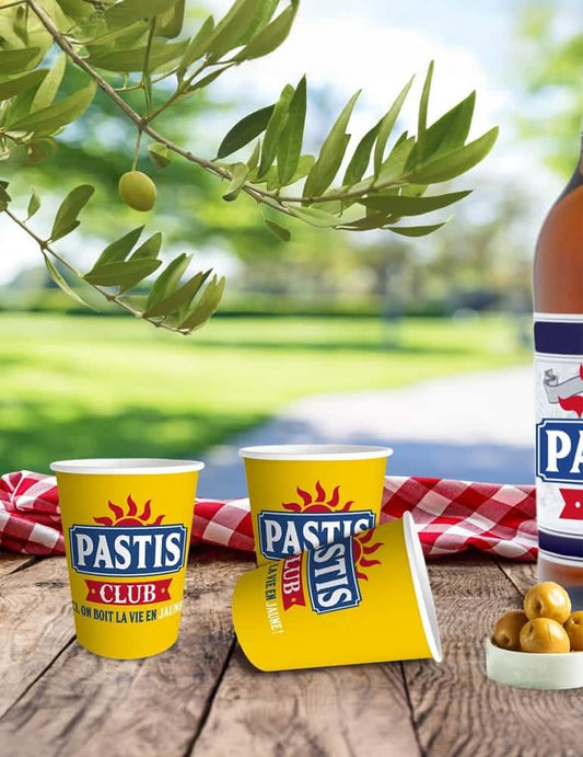 Mise en situation des gobelets apéro Pastis Club