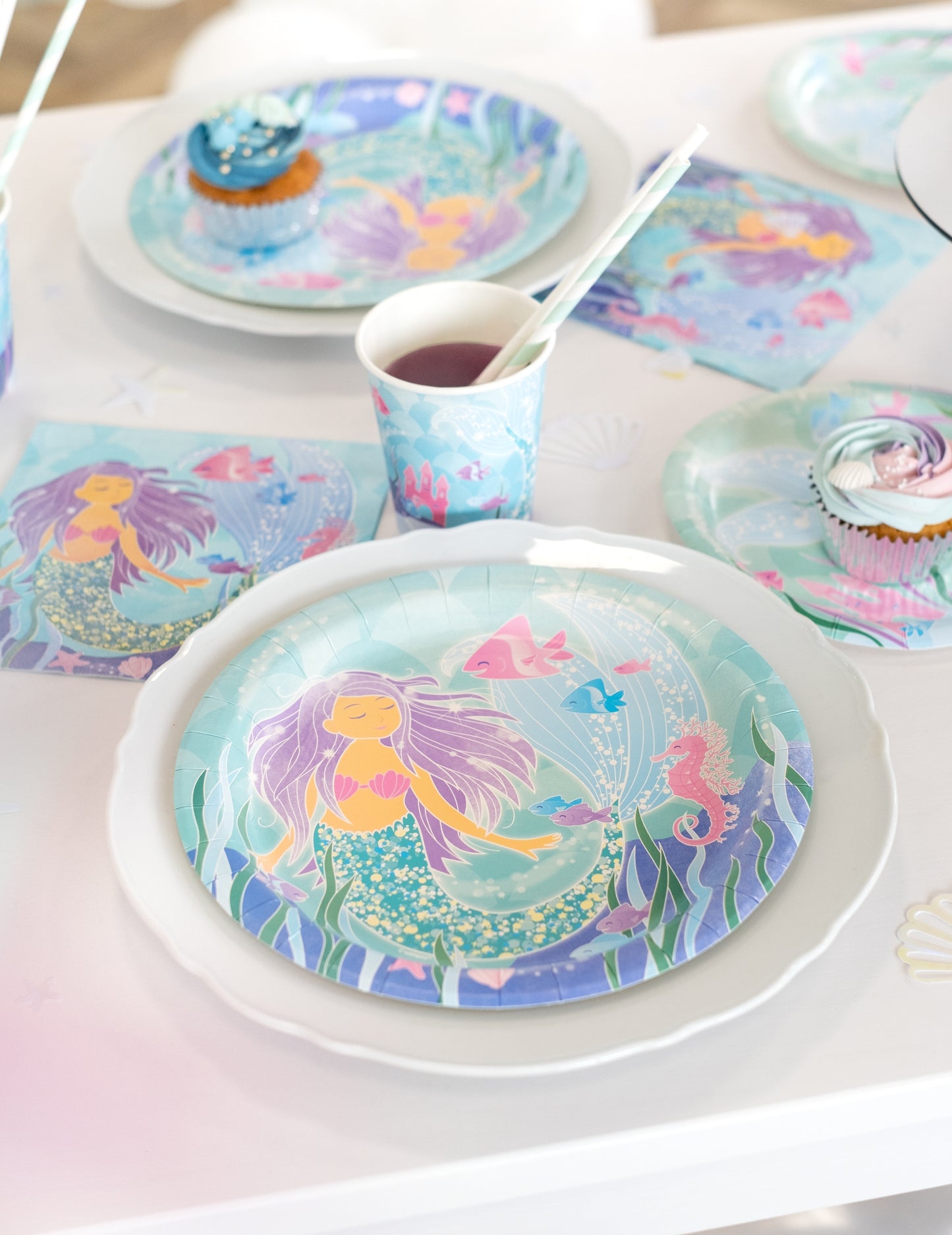 8 papierové taniere krásna morská panna 21,9 cm na narodeniny