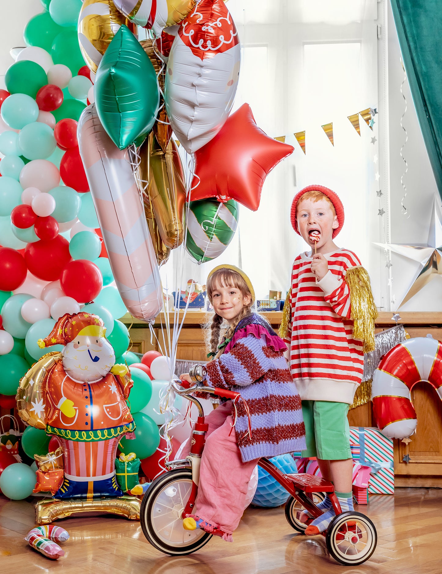 Hliníková guľa Santa Claus 63 x 106 cm