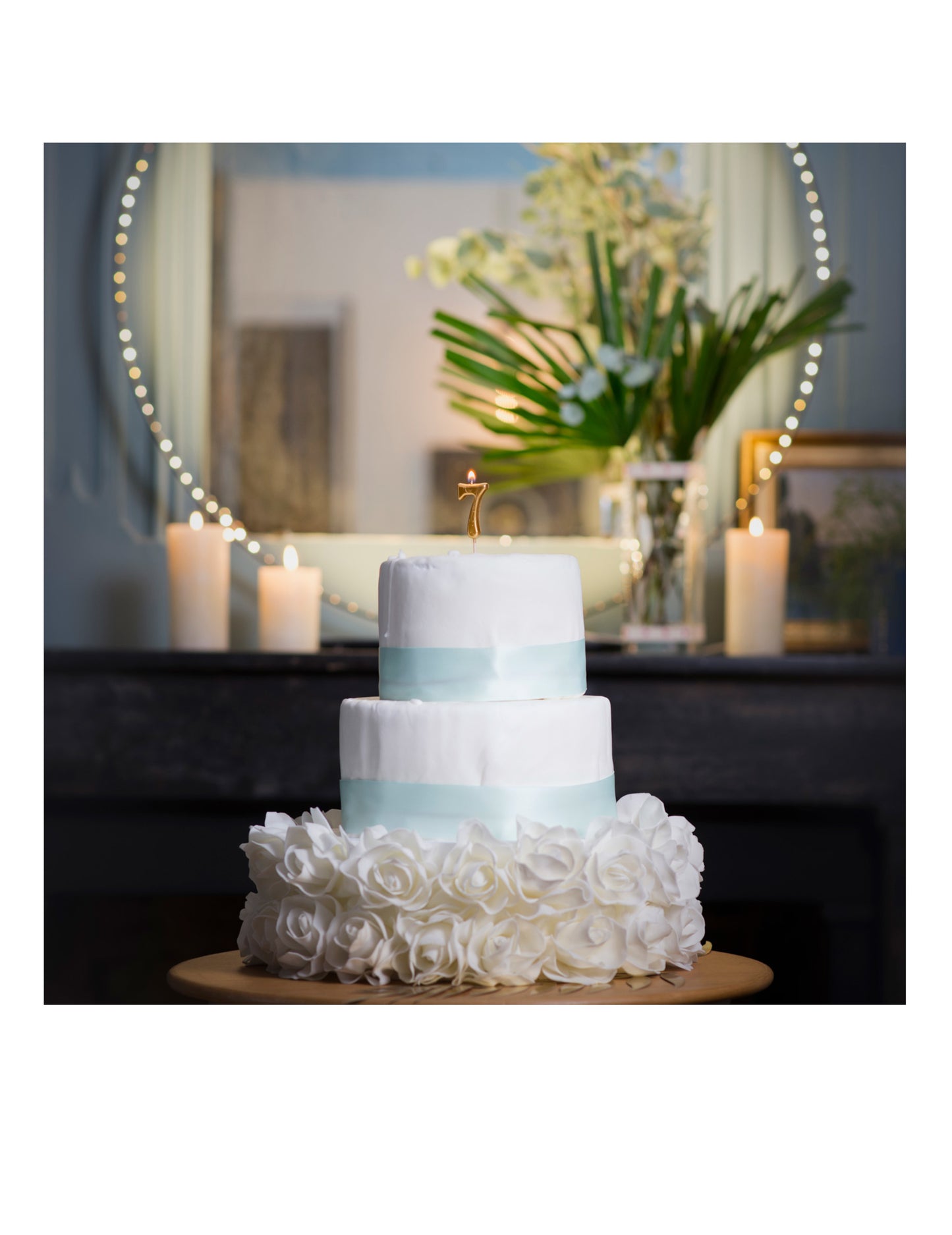 Metalická zlatá narodeninová sviečka s číslom 7 4.3 cm na vrchole