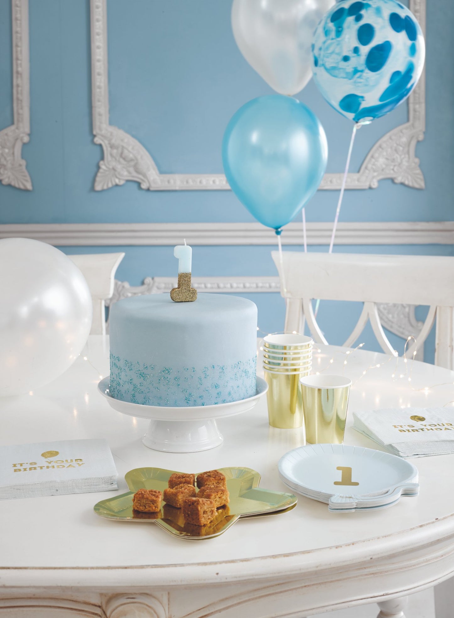 Sviečka na paličke s modrými a zlatými trblietkami, čísla 13,8 cm na tortu