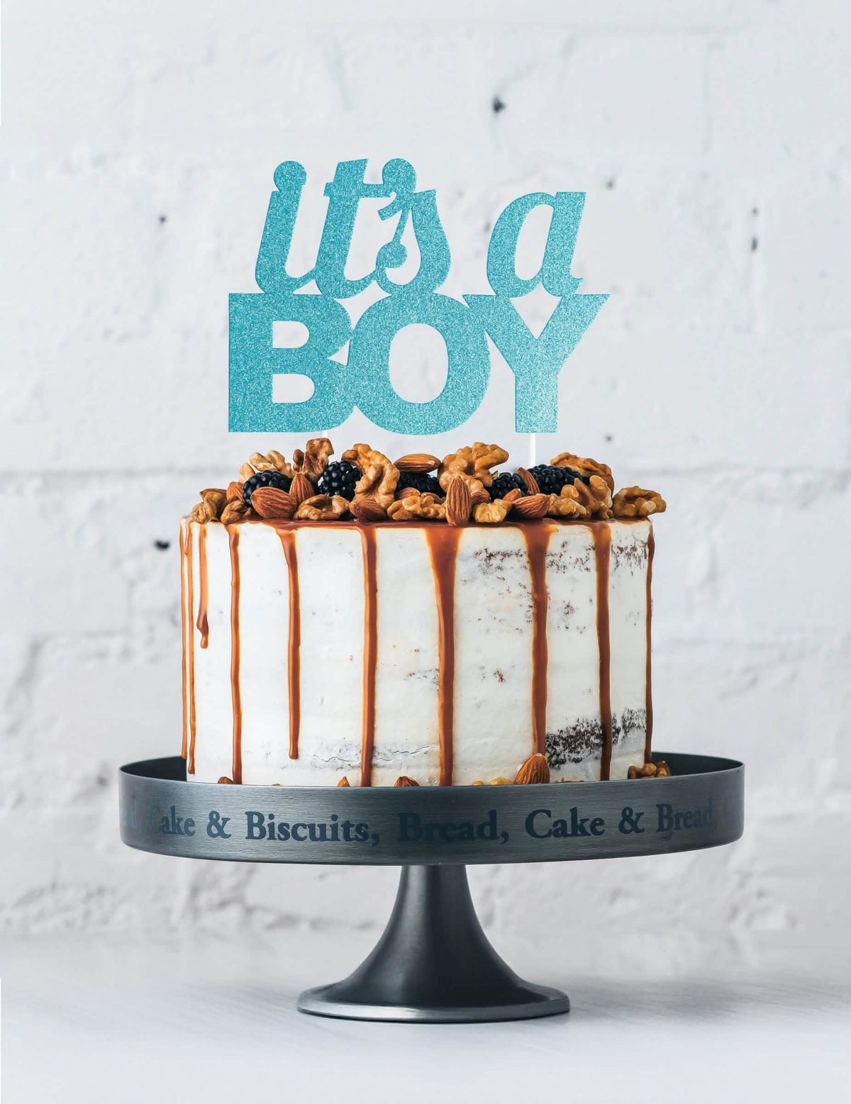 Výjav na torte s cake topperom it's a boy pre baby shower