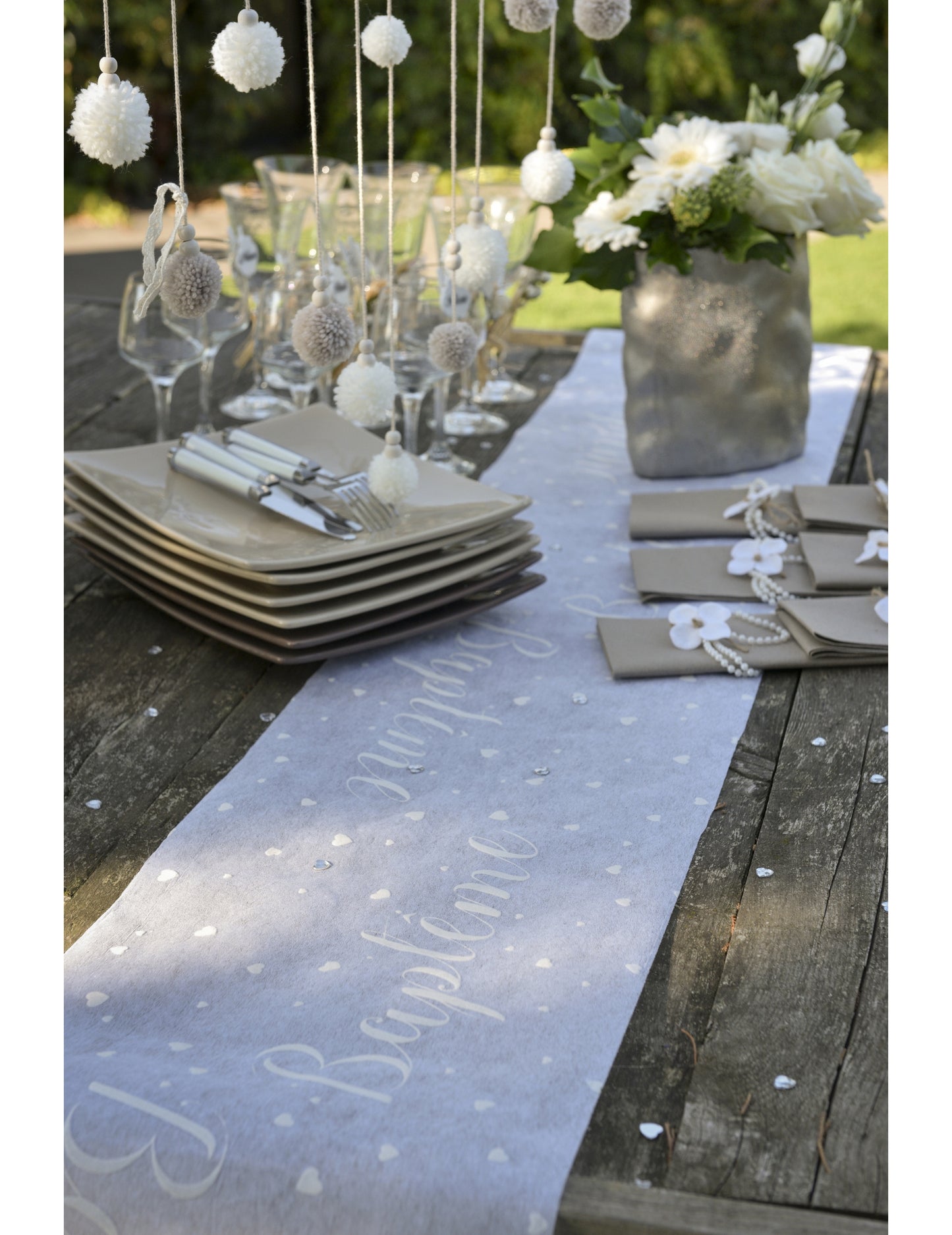 Ingissed Table Runner Biely krst 30 cm x 5 m