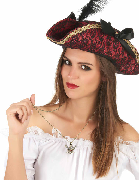 Détail du pendentif du collier doré pirate pour adulte
