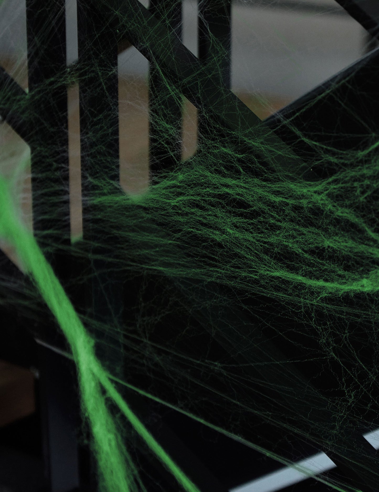 Dekorácia fosforescenčného pavúka 56 g Halloween