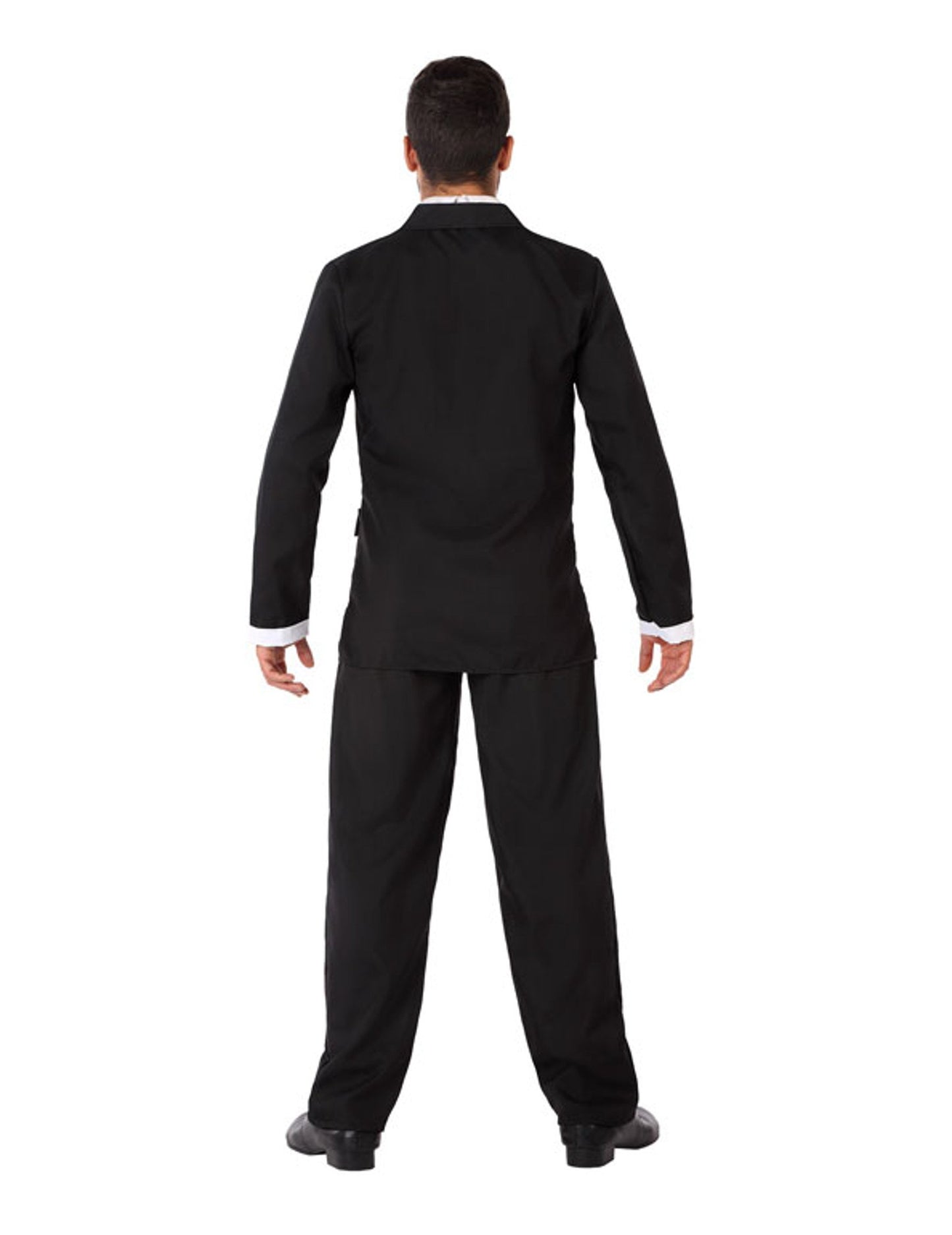 Tajný agent zamaskuje v mužskom smokingu