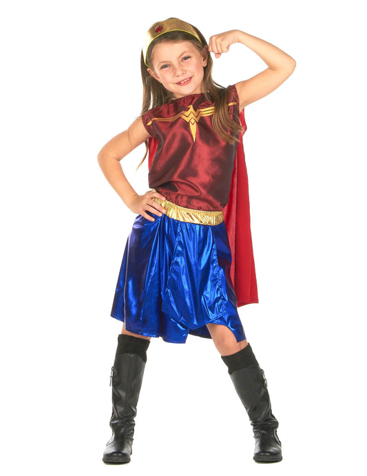Vue de face du déguisement guerrière amazone pour fille