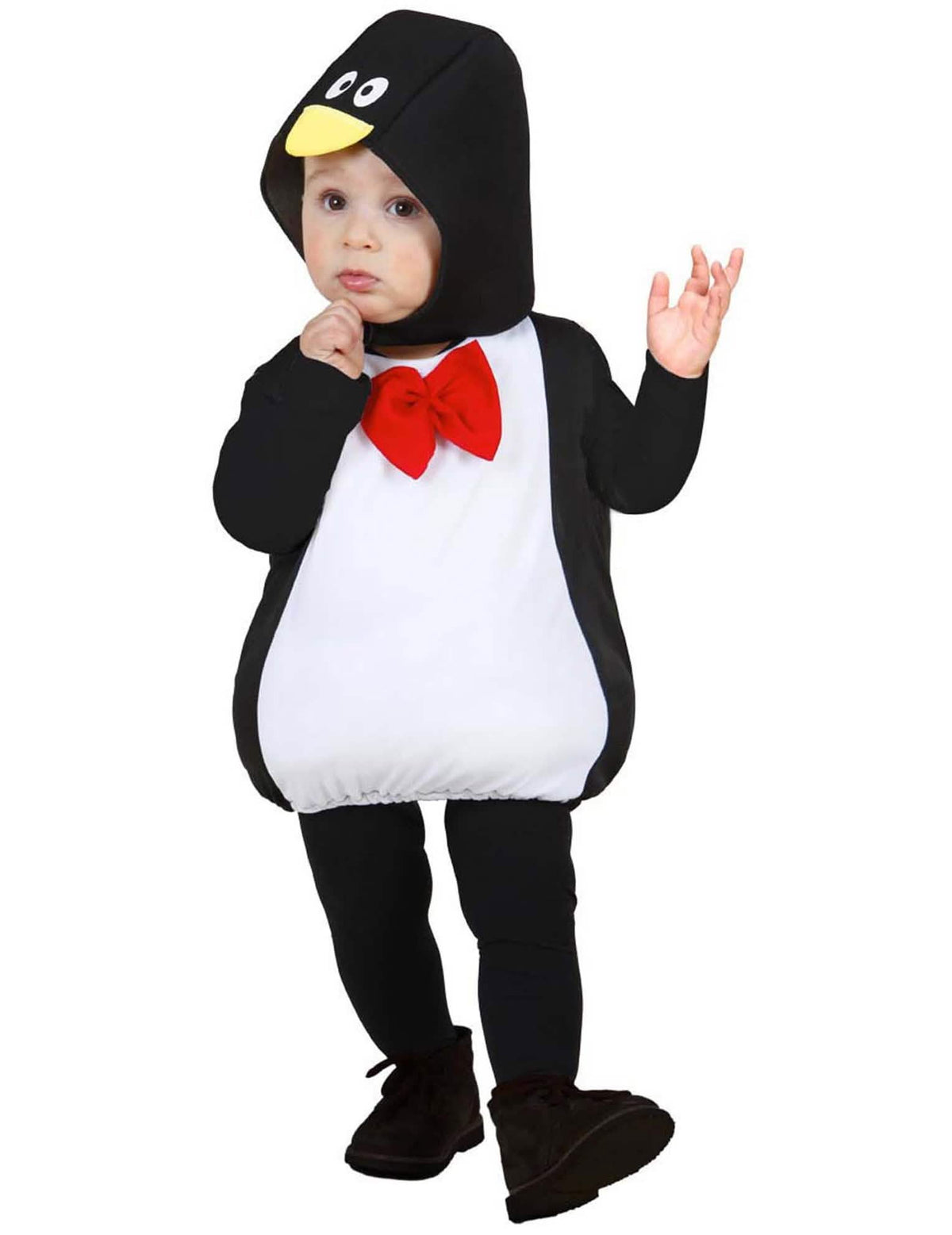 Pohľad spredu na nadýchaný kostým tučniaky pre bábätko