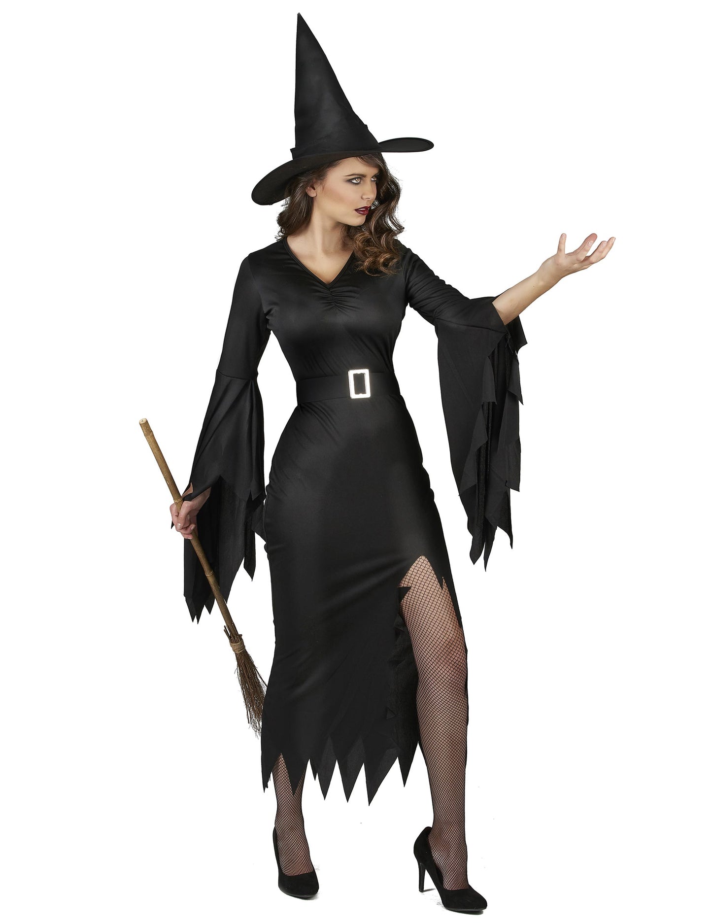 Sexy čierna čarodejnica zamaskuje žena