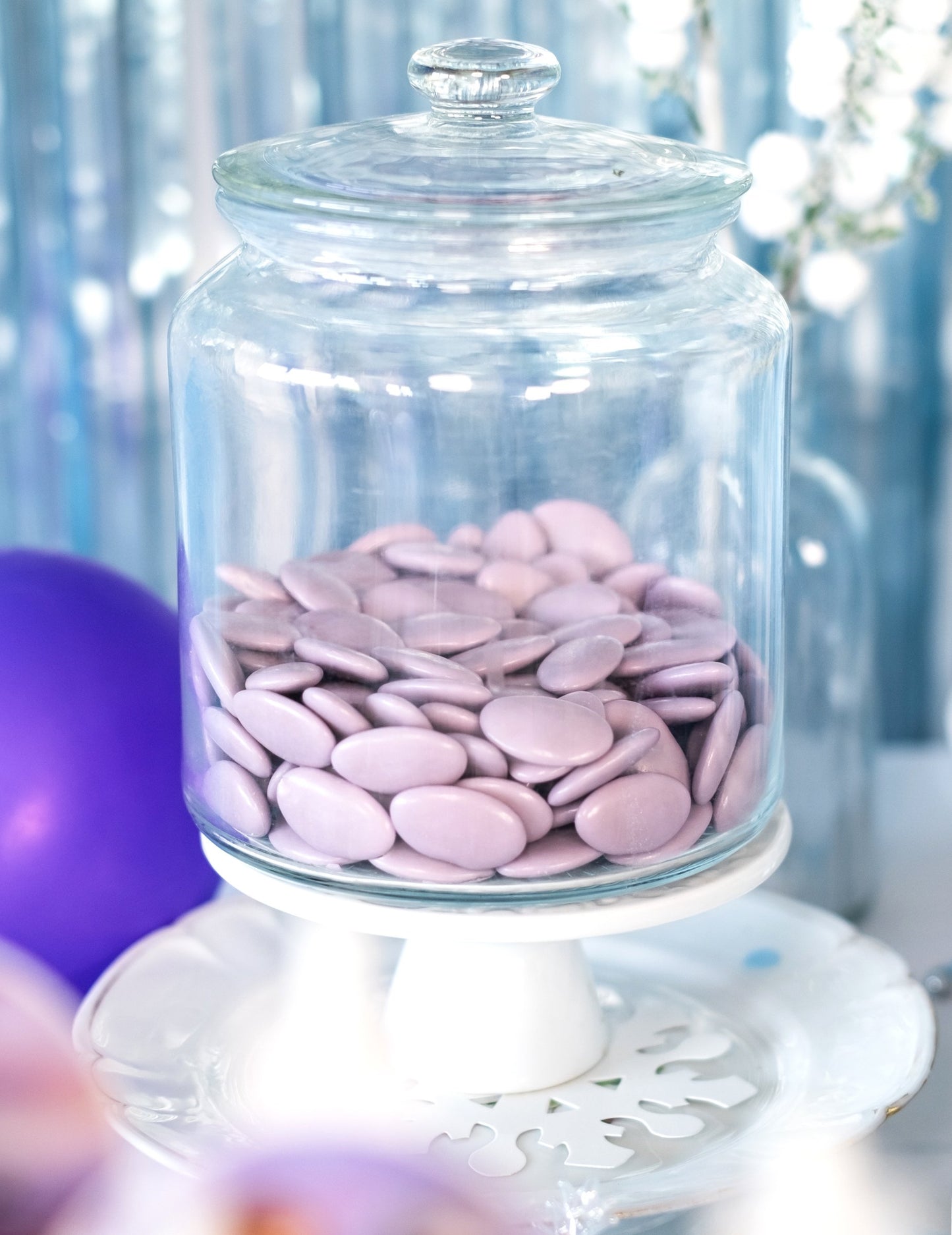 Čokoládové dražé fialovej farby 500 g na prvé sväté prijímanie