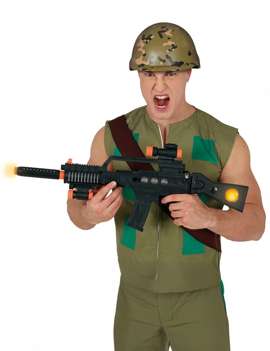 Mise en situation avec effets lumineux du fusil d'assaut sonore et lumineux militaire pour adulte