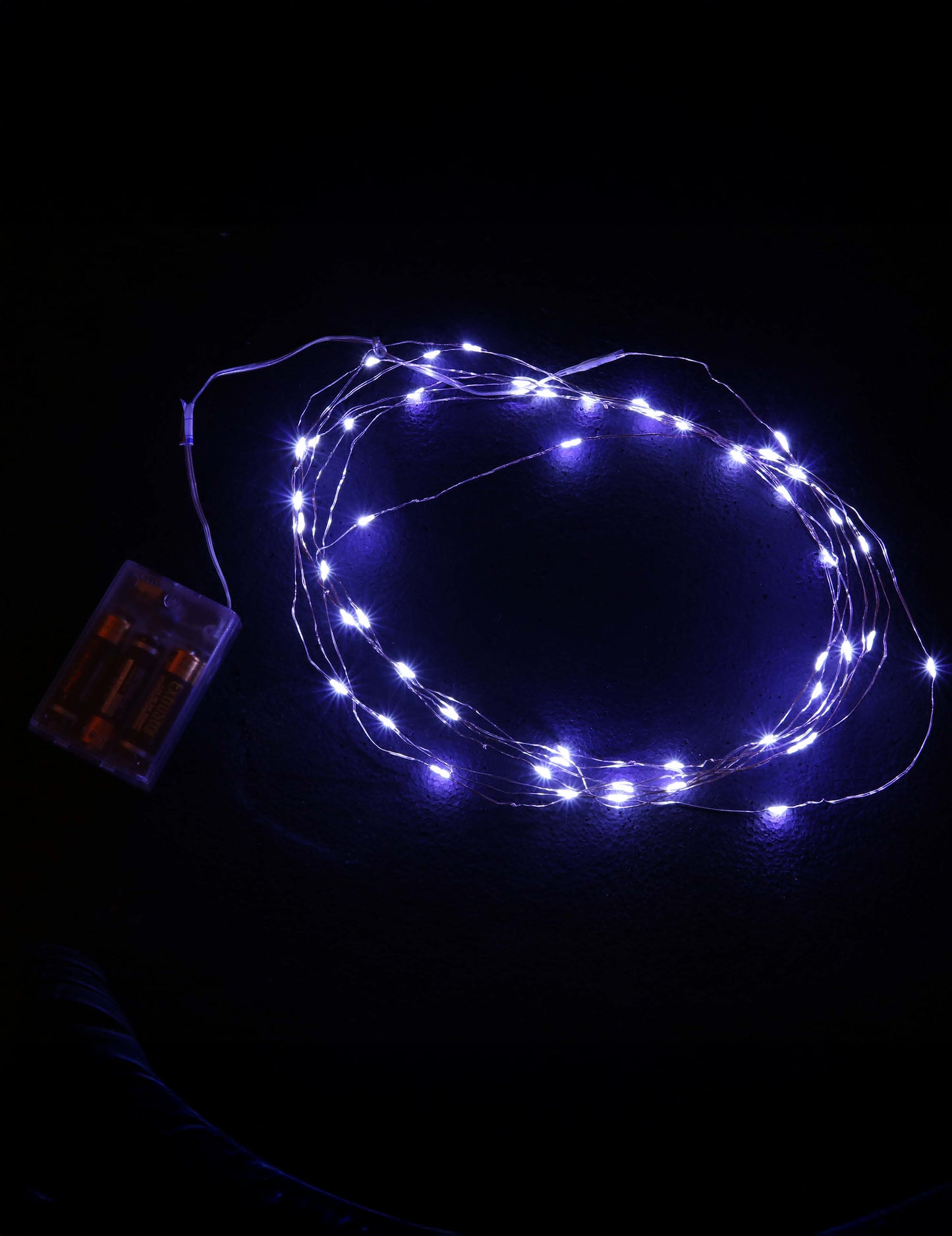 5m biele svetelné reťaze na batérie