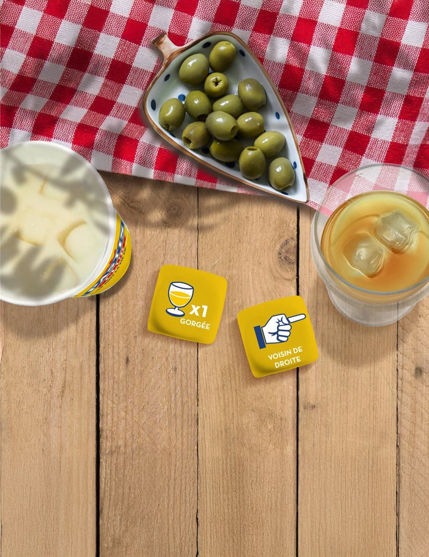 Pastis pije hru