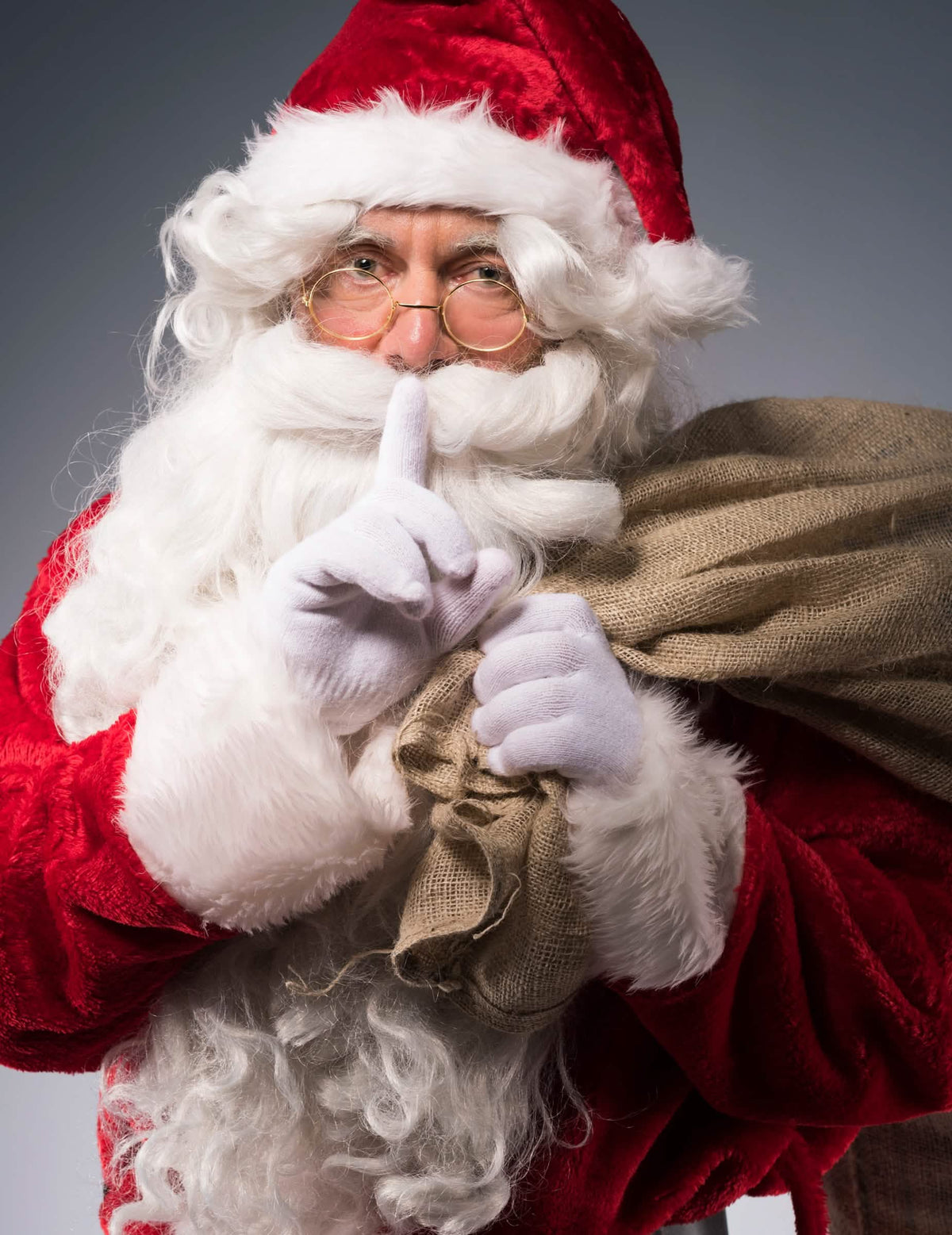 Detail na zlatý rám okuliarov santa claus pre dospelého