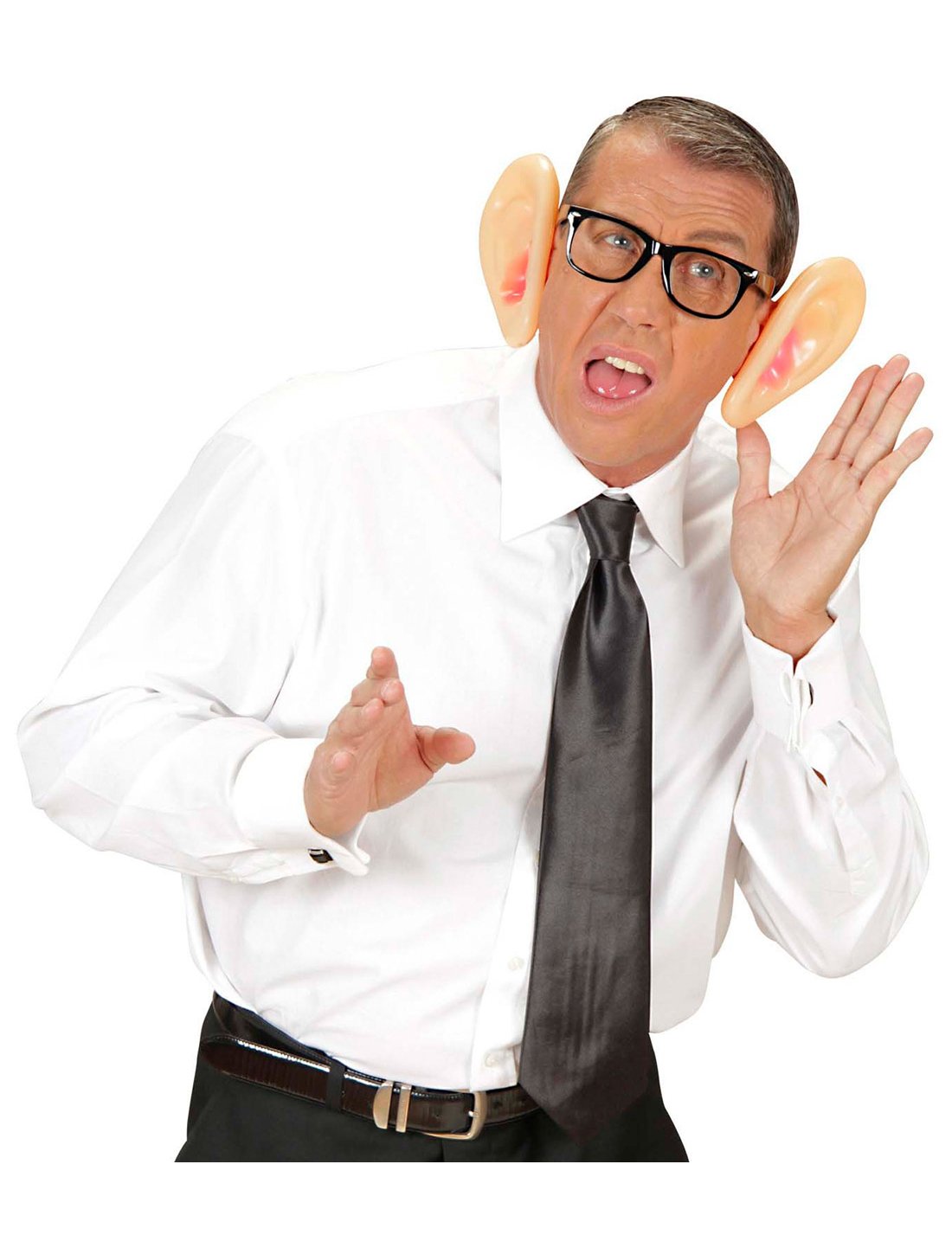 Zobrazenie plastových uší v akcii