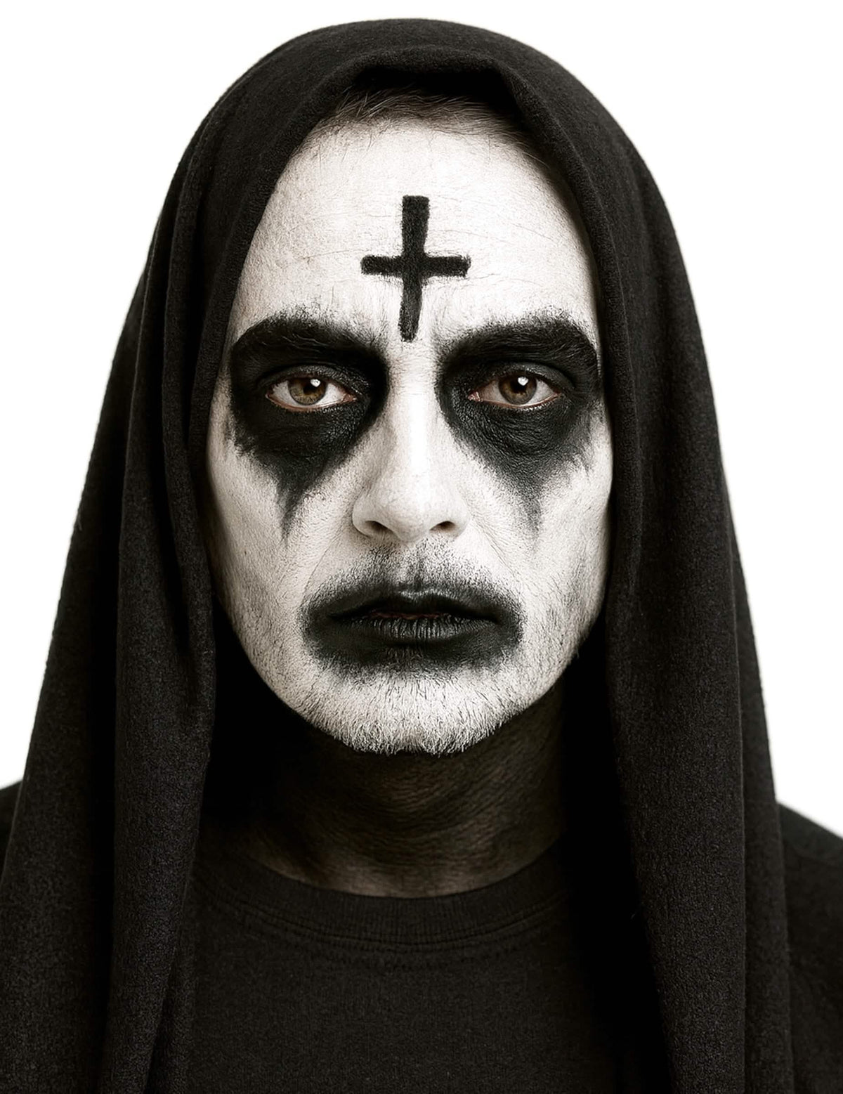 Detailný záber na líčenie vytvorené s paletou líčidiel halloween čierna a biela