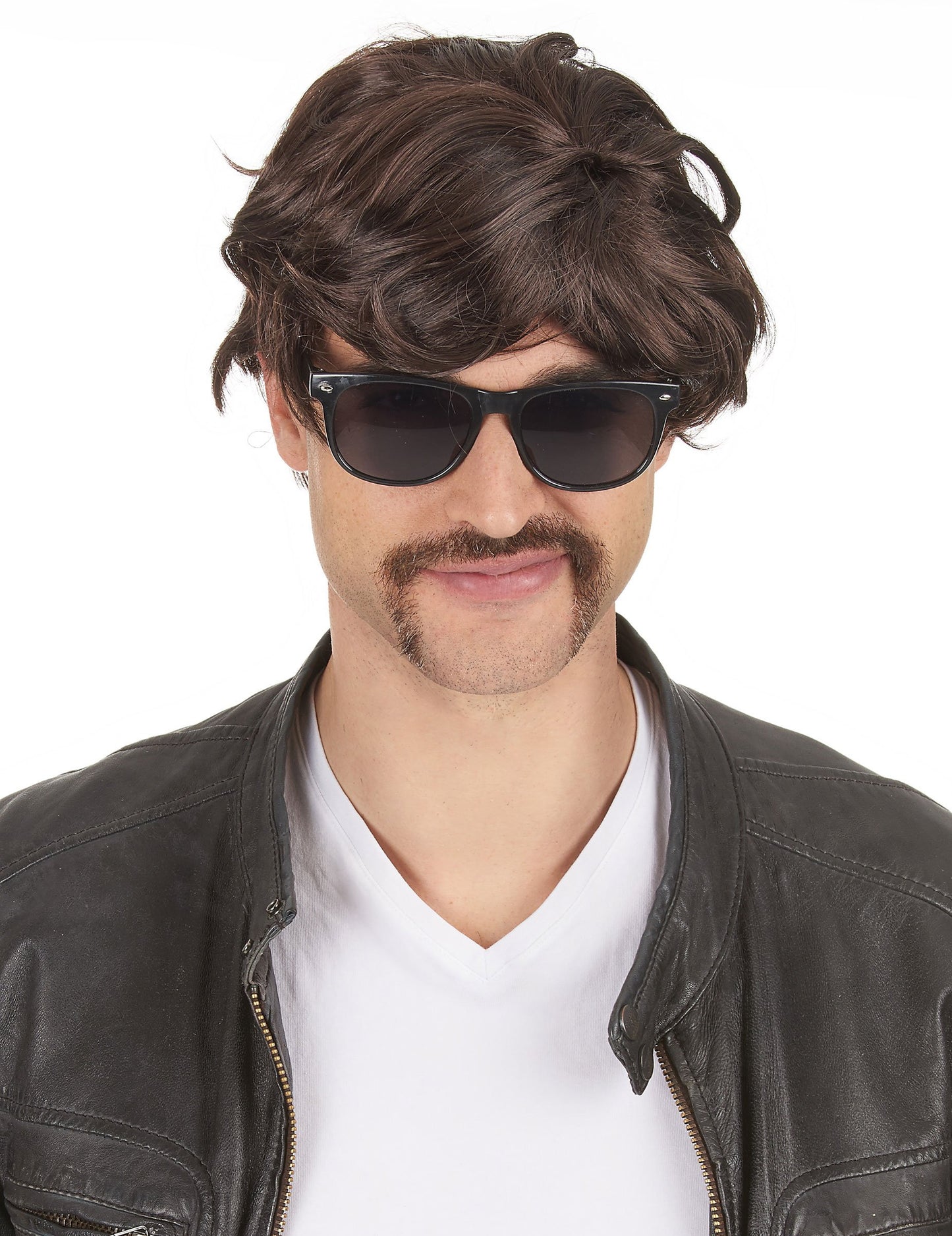 Krátka hnedá parochňa