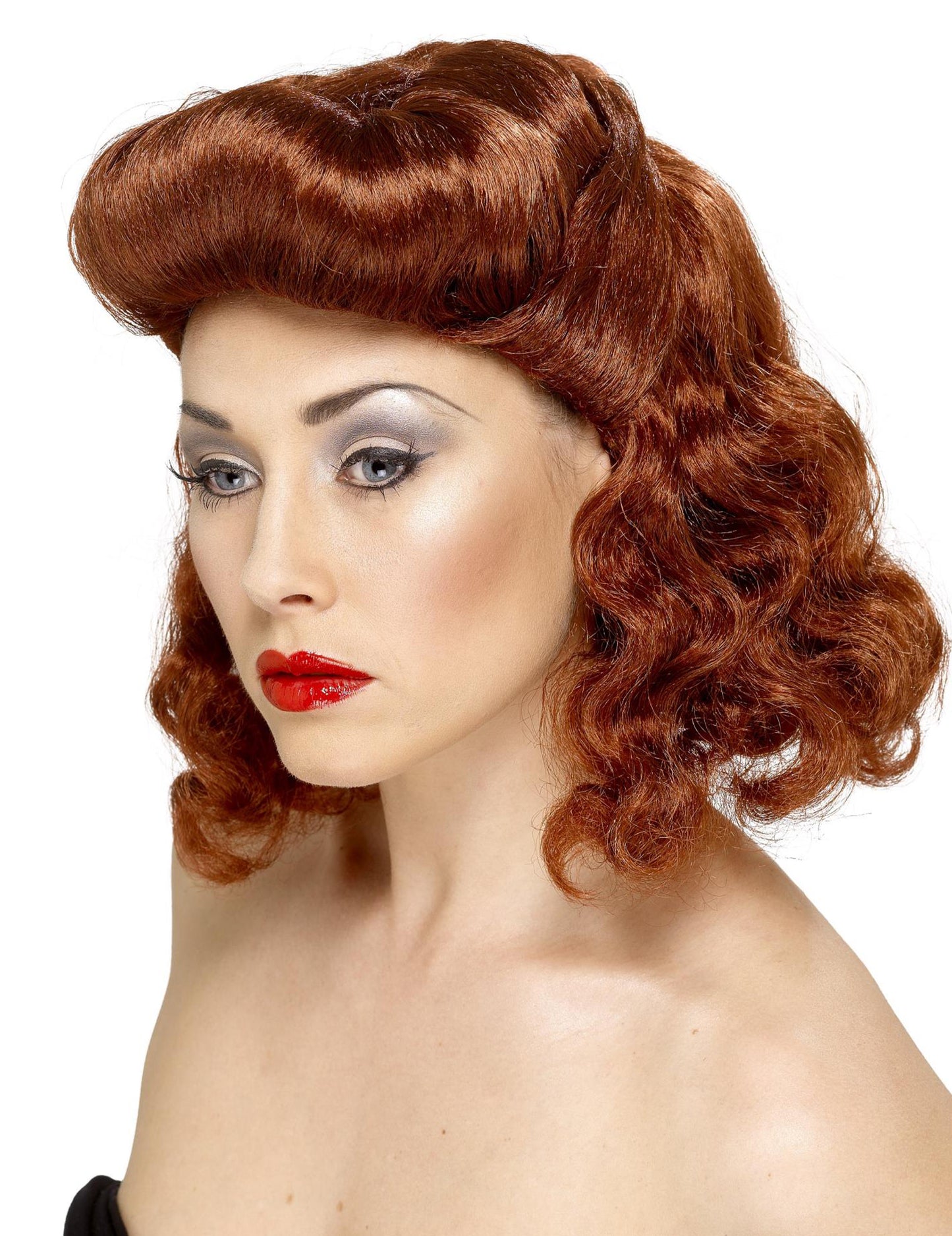 Profilový pohľad na pin-up parochňu