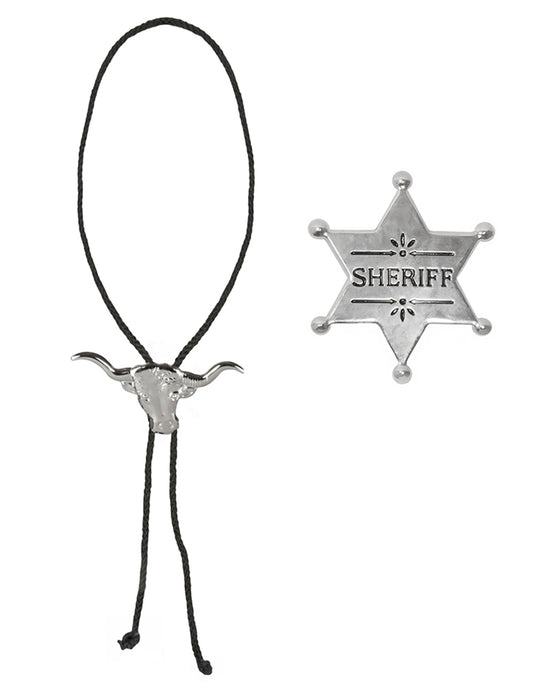 Détail du bolo tie et de l'étoile de shérif du set d'accessoires de cowboy