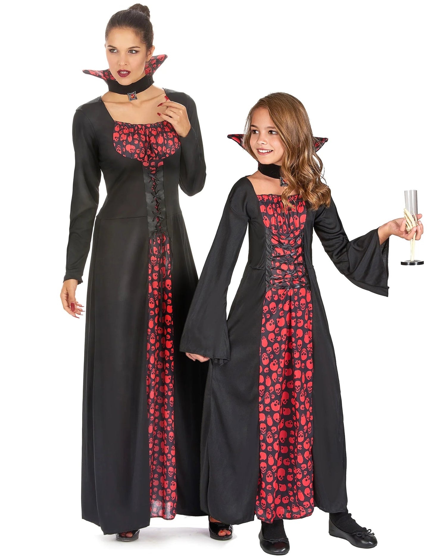 Párový kostým upírky pre mamu a dcéru na Halloween