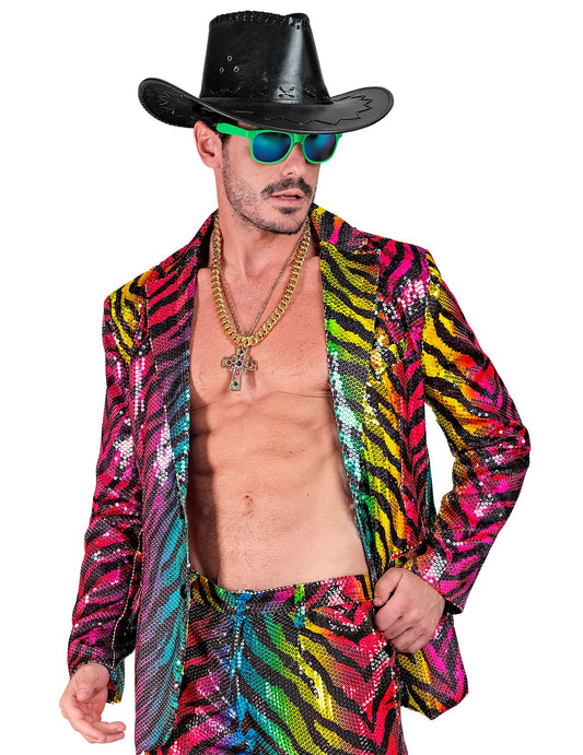 Gros plan sur le buste de la veste de costume à sequins tigrée arc en ciel