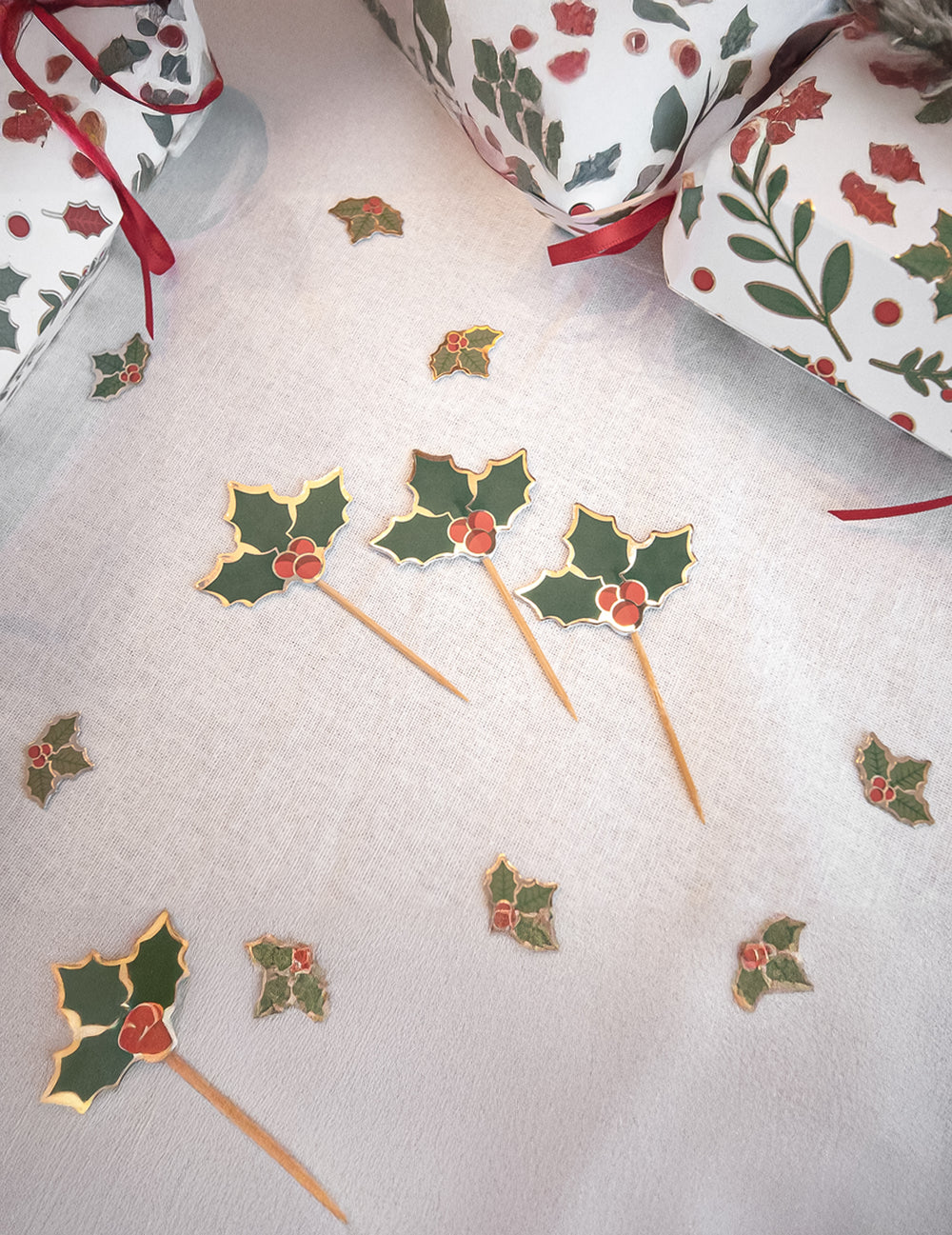 Mise en situation des pics à cocktail houx de Noël