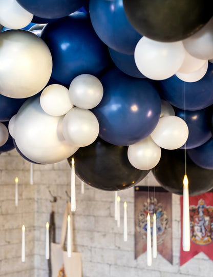 100 mini strieborných metalických latexových balónov s priemerom 13 cm na párty dekorácie