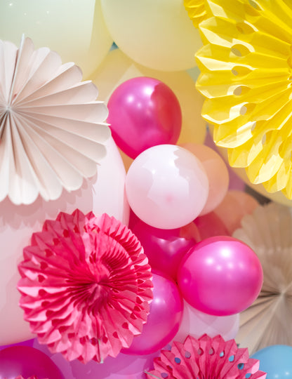 100 mini pastelovo ružových latexových balónov 13 cm pre oblúk a dekoráciu