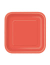 Petites assiettes carrées en carton rouge clair