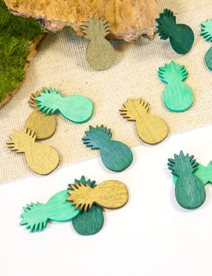 18 zlatých a zelených ananásových konfiet na stôl, 10 g, tropický motív