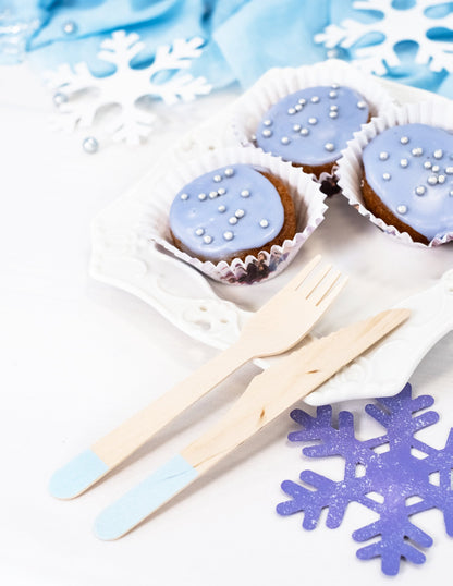 18 nebesky modrých drevených prestieraní 16 cm, gazdiná na párty