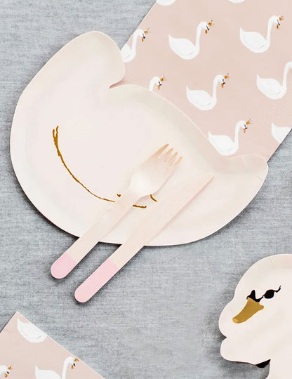 18 bledoružových drevených prestieraní 16 cm prírodný