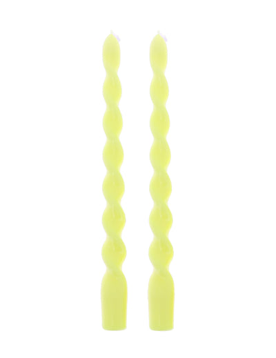 2 žlté zatočené sviečky 25 cm