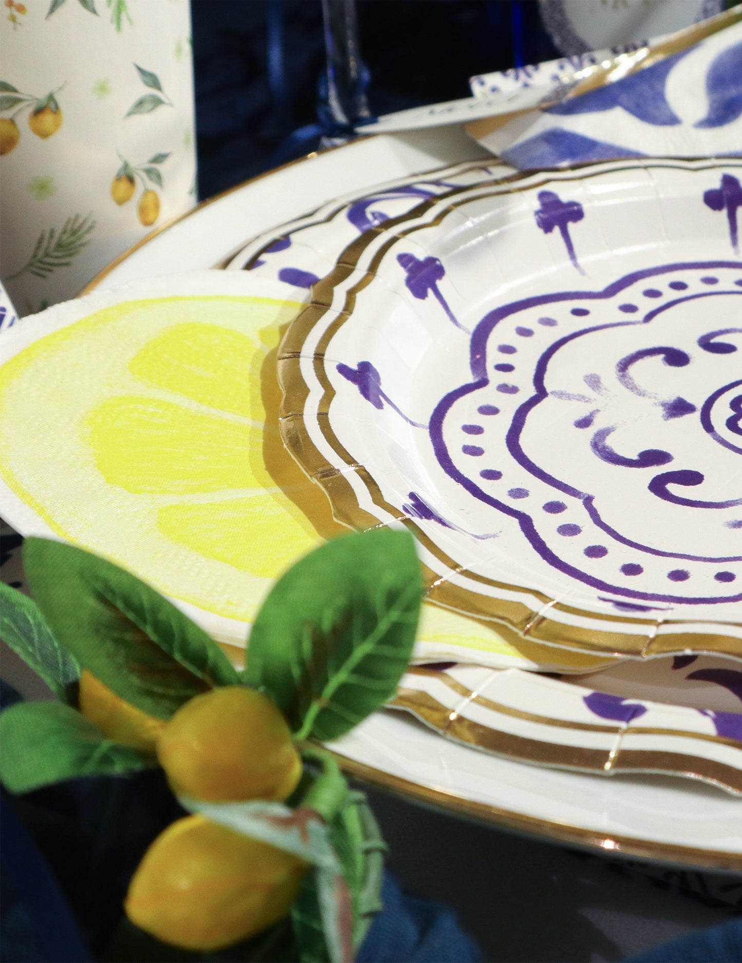 20 koktailových obrúskov s motívom plátku citróna, žltý a biely papier, 24x24 cm, osviežujúci dizajn