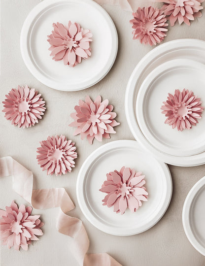 3 púdrovo ružové 3D papierové kvety 