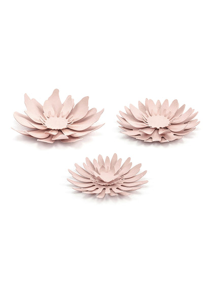 3 púdrovo ružové 3D papierové kvety 