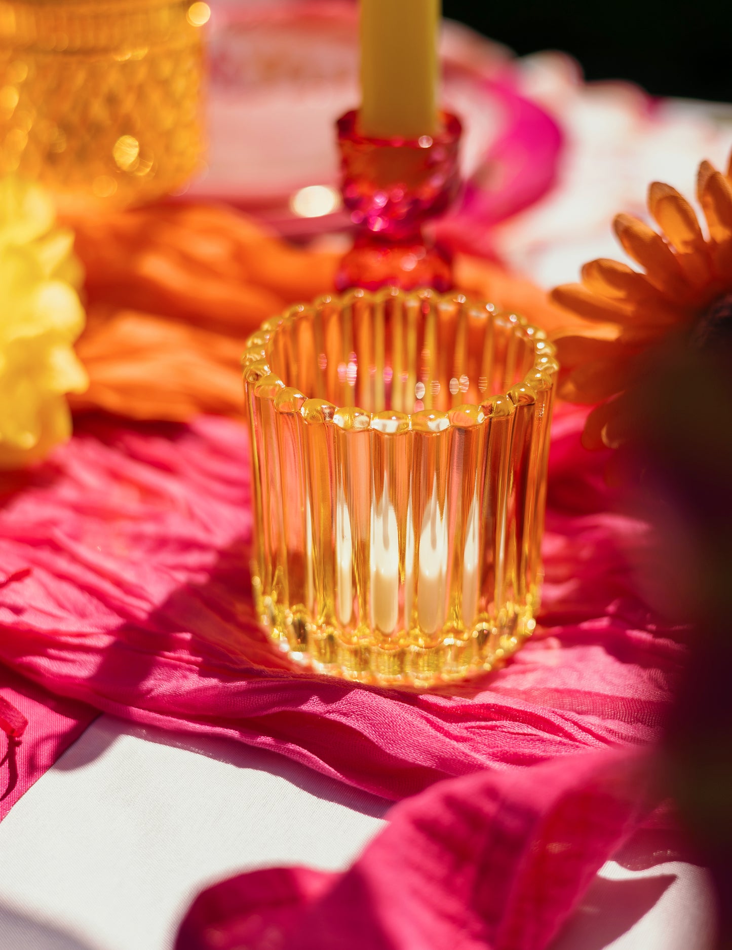 3 Photophores en verre rose, orange et jaune 7.5 cm