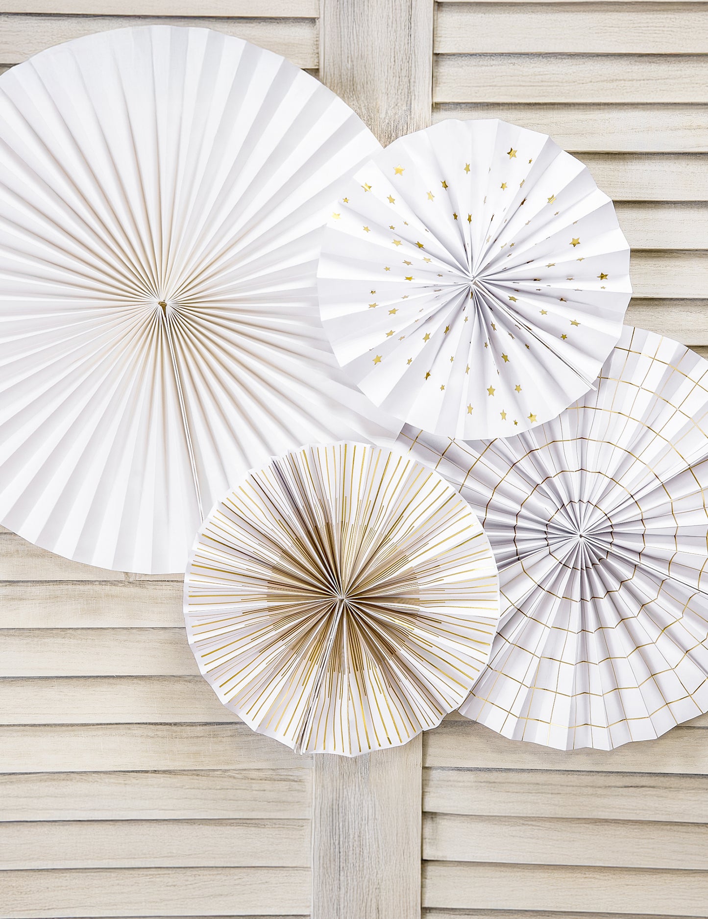 4 dekoratívne a zlaté papierové rozety 23, 32, 40 cm