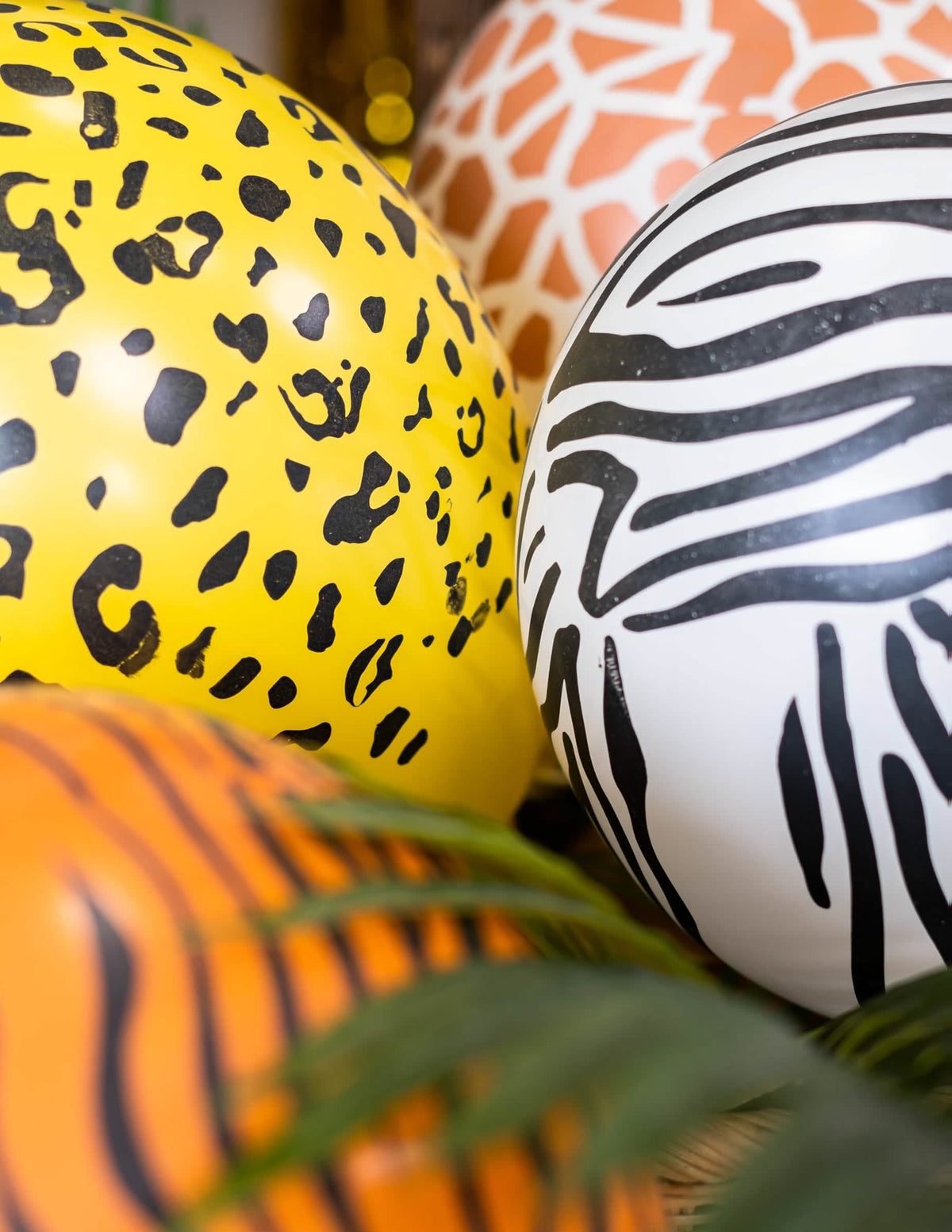 Detail na rôzne potlače balóny z potlačeného latexu safari zvieratá zo savany