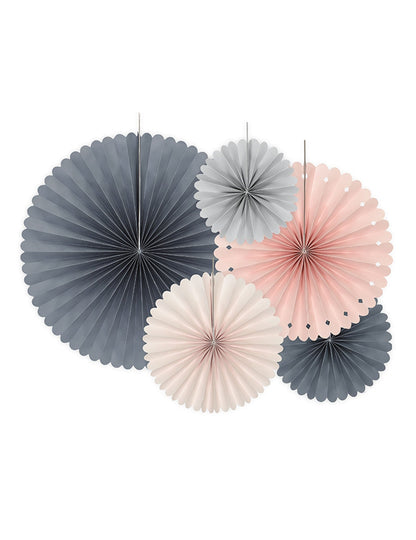 5 sivých a ružových papierových roziet na vintage párty dekoráciu 