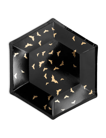 6 čierno-zlatých kartónových tanierov v tvare netopiera 20 cm šesťuholníkový