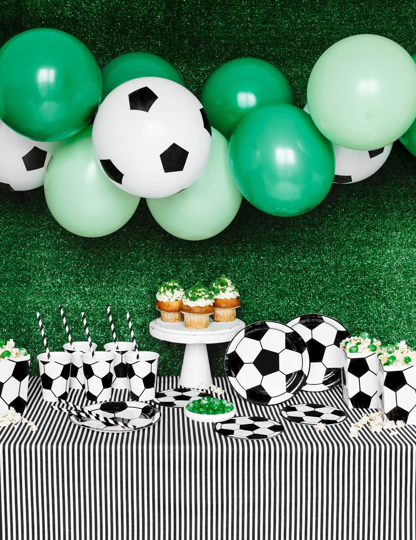 6 futbalových skriniek popcorn