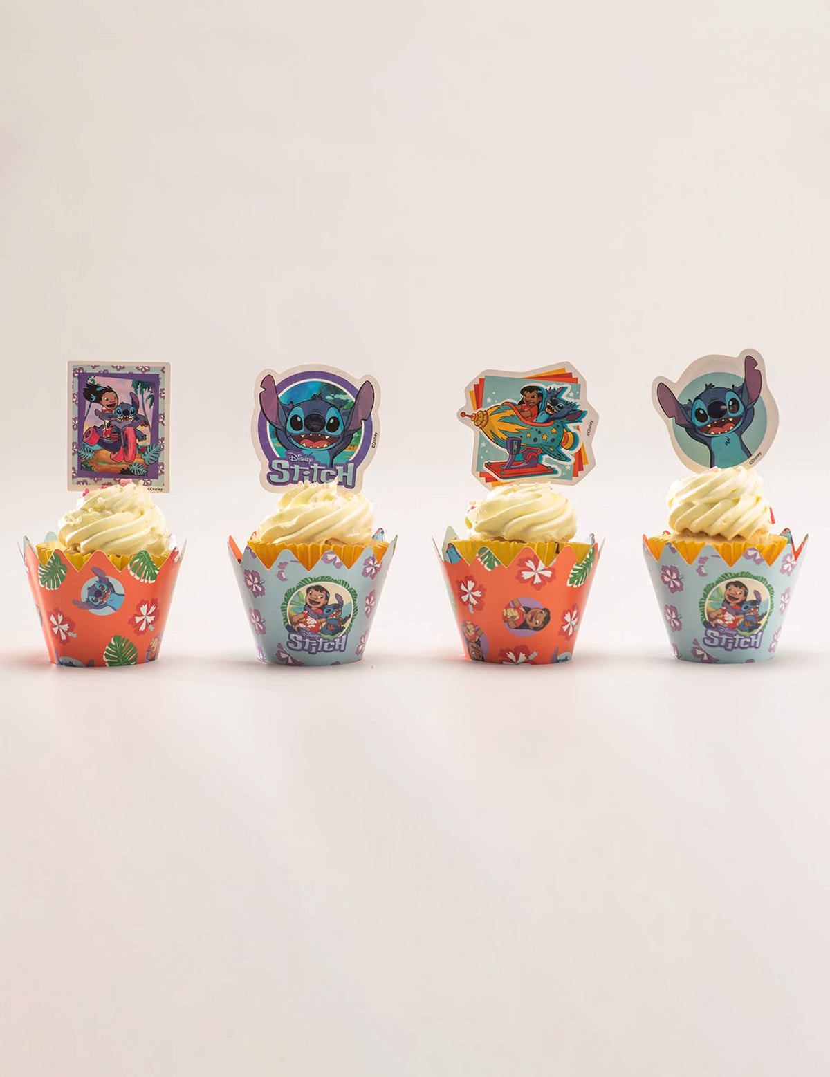 Sada na zdobenie 6 cupcakes so zápichmi Stitch™