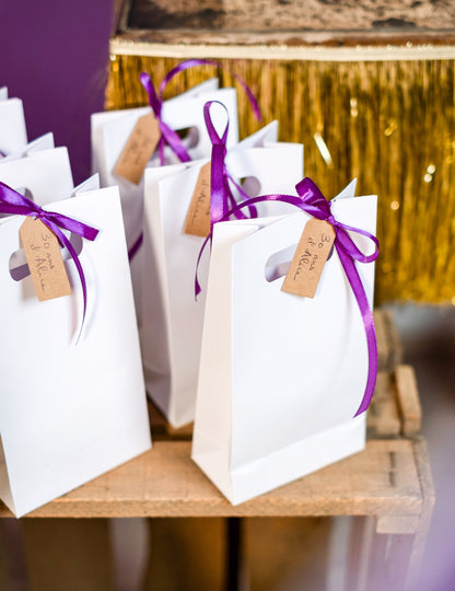 6 bielych papierových tašiek 10 x 18 x 5 cm na svadbu