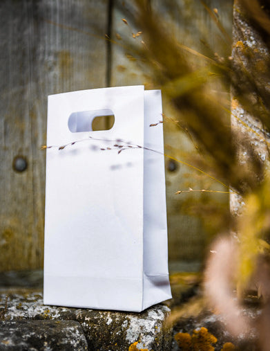 6 bielych papierových tašiek 10 x 18 x 5 cm na svadbu