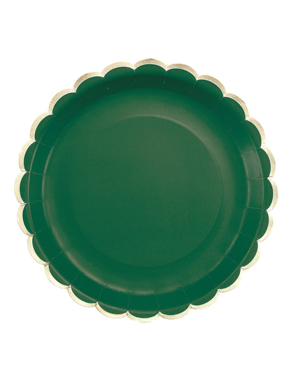 8 vrúbkovaných zeleno-zlatých kartónových tanierov 23 cm na Vianoce